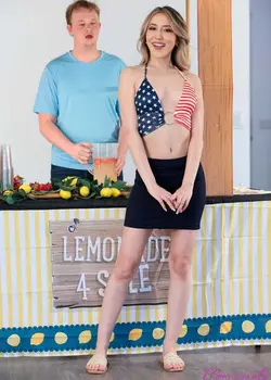 Squeezing Stepmoms Lemons
